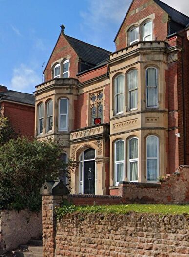 7 Bedroom Detached House To Rent In Burns Street, Nottingham, NG7