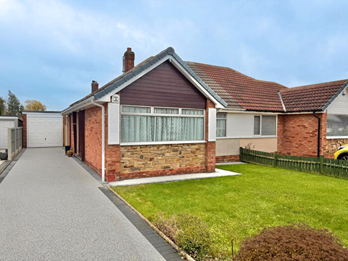 2 Bedroom Bungalow For Sale In Lindsay Road, Garforth, LS25