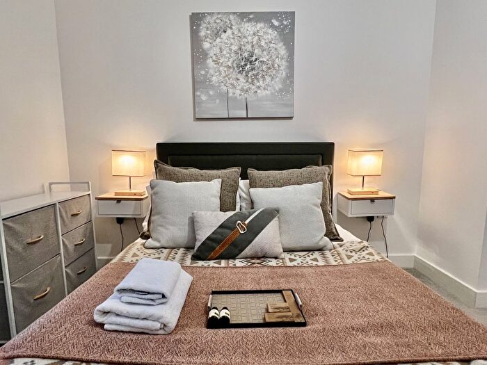 1 Bedroom Flat To Rent In , Bywell Place, Canning Town, E16