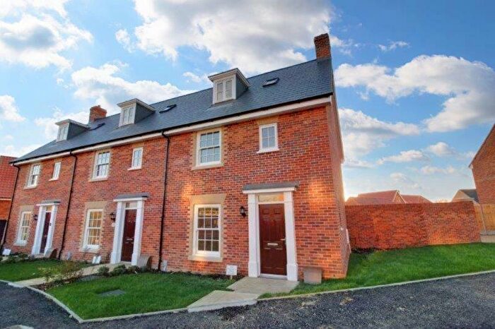 3 Bedroom End Of Terrace House To Rent In Onehouse Way, Stowmarket, Suffolk, IP14
