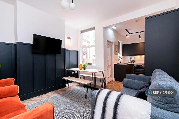 5 Bedroom Terraced House To Rent In Imperial Road, Beeston, Nottingham, NG9