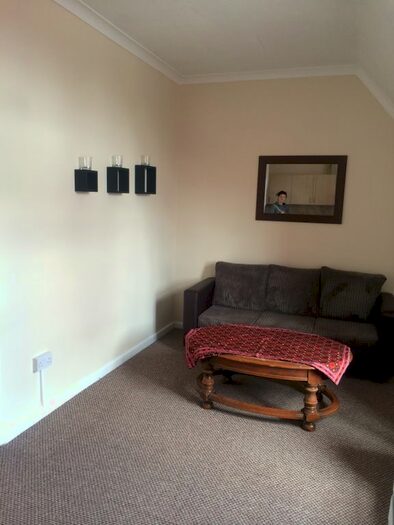 1 Bedroom Flat To Rent In Bennetts Castle Lane, Dagenham, RM8