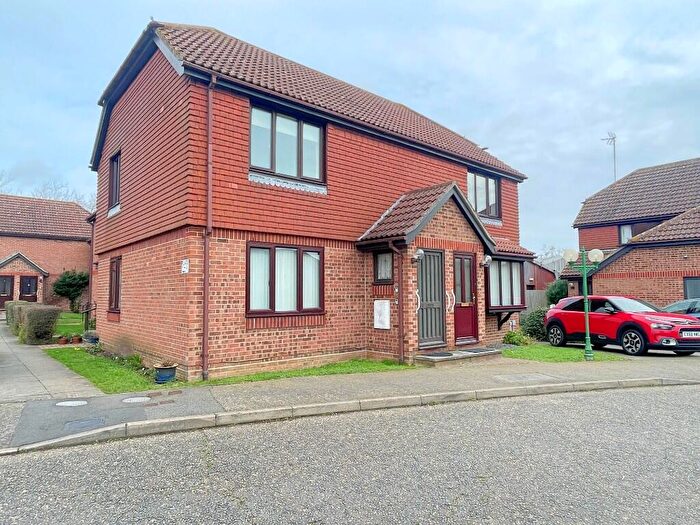 2 Bedroom Maisonette For Sale In Wantz Haven, Princes Road, Maldon, CM9