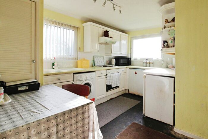 2 Bedroom Apartment For Sale In Wern Goch West, Cardiff, CF23