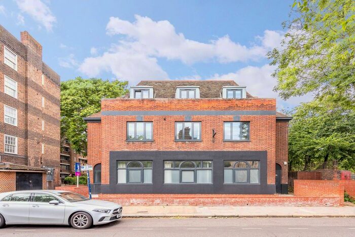 2 Bedroom Flat To Rent In Vauxhall Street, Vauxhall, London, SE11