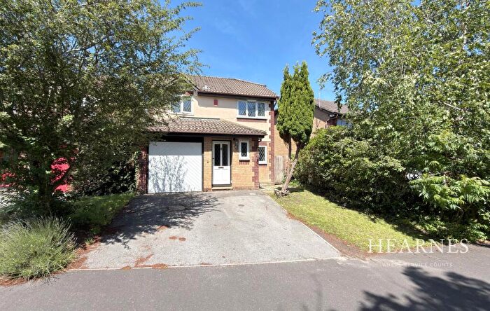 3 Bedroom Detached House For Sale In Isaacs Close, Talbot Village, Poole, BH12