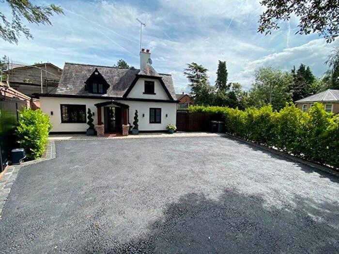 4 Bedroom Detached House To Rent In East Lodge, Ws Park North, Ws, SK9