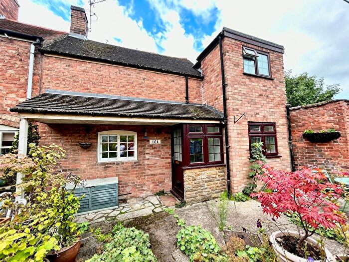 1 Bedroom Cottage To Rent In Garden Terrace, Warwick, CV35