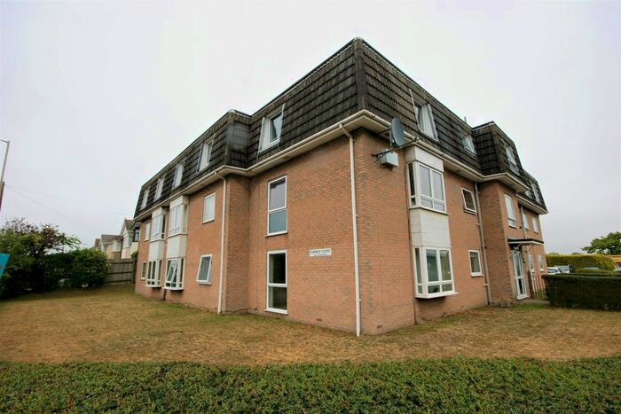 2 Bedroom Flat To Rent In Fairmile Road, Christchurch BH23