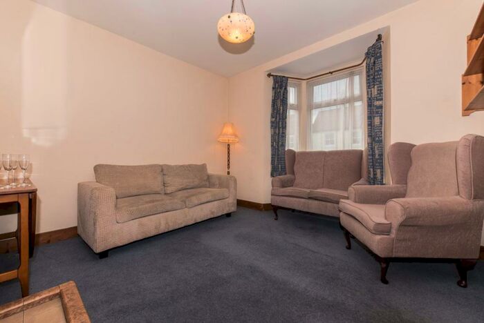 4 Bedroom House To Rent In Wincheap, Canterbury, CT1