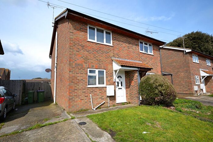 2 Bedroom Semi-Detached House To Rent In Queens Road, Lydd, TN29