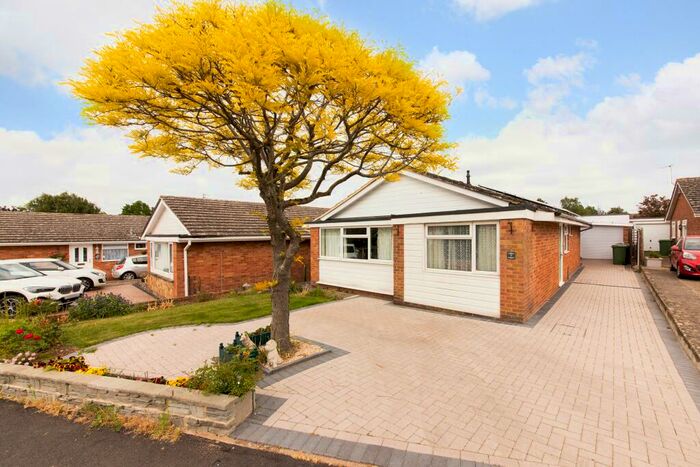 3 Bedroom Detached Bungalow To Rent In Laurel Drive, Southmoor, OX13