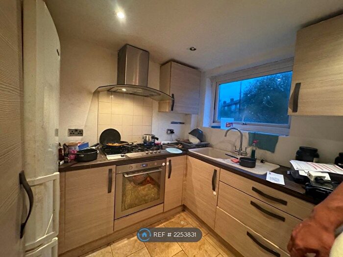 1 Bedroom Flat To Rent In Ethel Road, Leicester, LE5