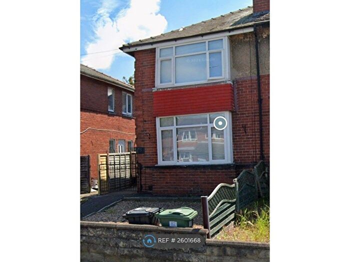 2 Bedroom Semi-Detached House To Rent In Leasowe Road, Leeds, LS10