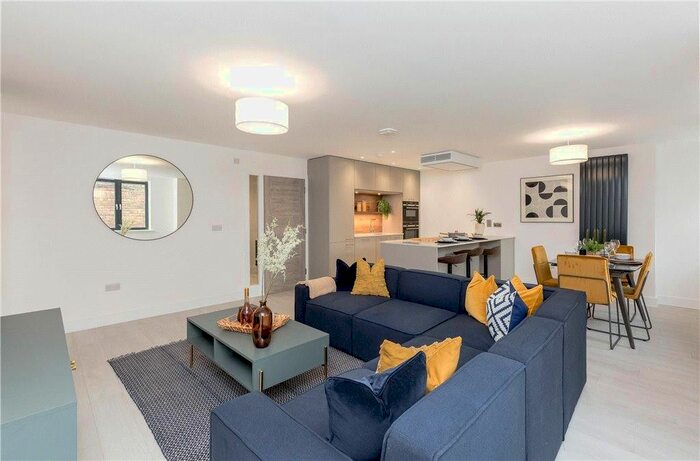 1 Bedroom Flat To Rent In Riverside Lodge, London, W4