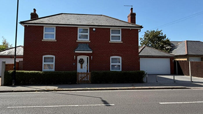 3 Bedroom Detached House For Sale In Main Road, Chelmsford, CM3