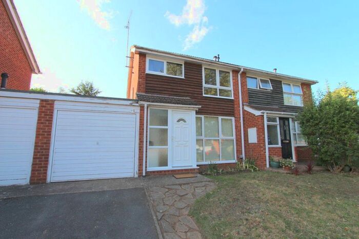 3 Bedroom Property To Rent In Grasmere Way, Leighton Buzzard, LU7