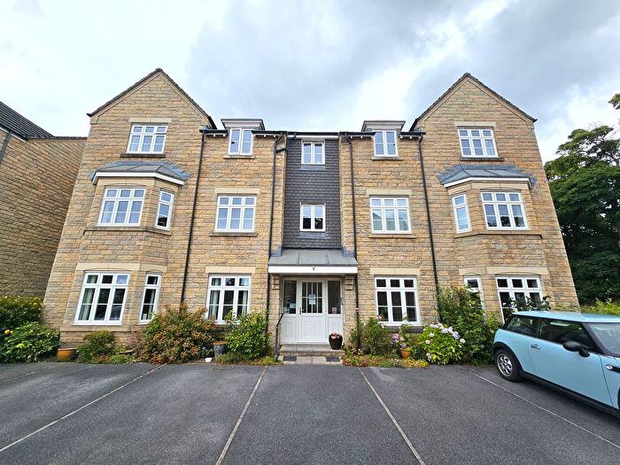 2 Bedroom Flat To Rent In Odile Mews, Gilstead, BD16
