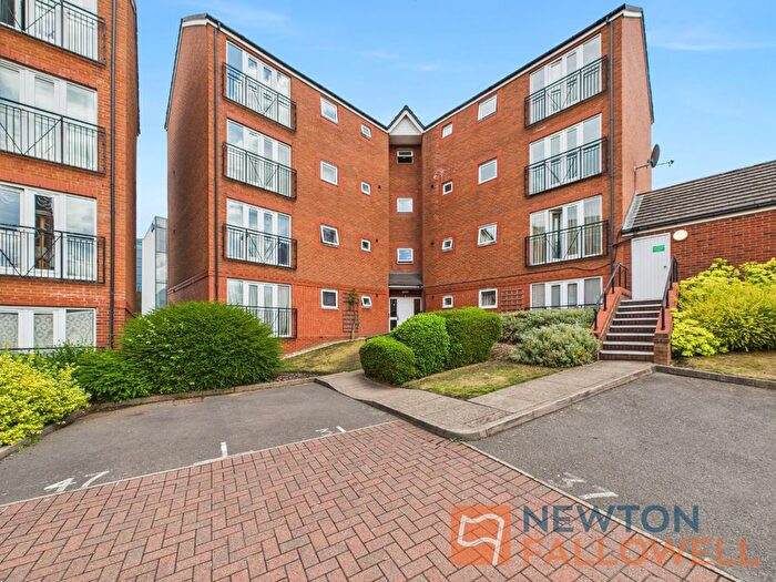 2 Bedroom Flat For Sale In Terret Close, Walsall, WS1