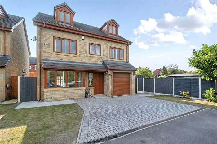 5 Bedroom Detached House For Sale In Woodland Garth, Rothwell, Leeds, West Yorkshire, LS26
