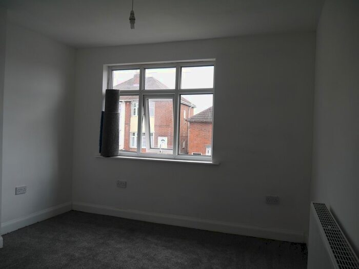 1 Bedroom Town House To Rent In Jean Drive, Leicester, LE4