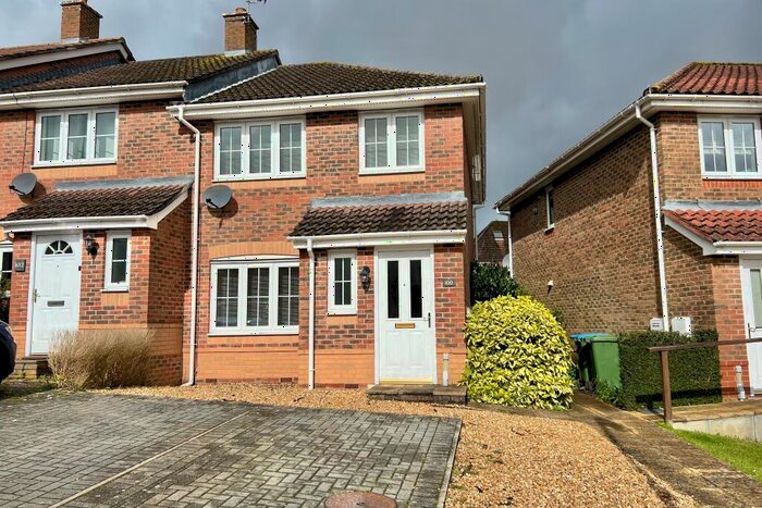 3 Bedroom End Of Terrace House To Rent In Badgers Copse, Park Gate, SO31