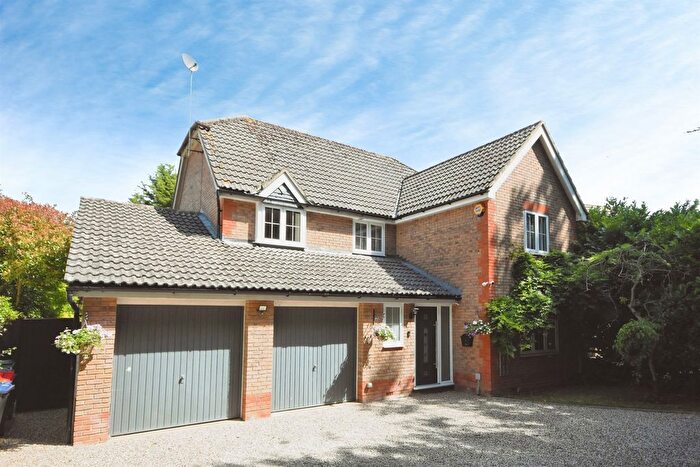 4 Bedroom Detached House For Sale In Bridport Way, Braintree, CM7