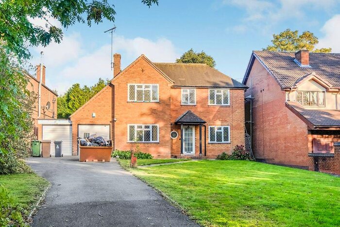 3 Bedroom Detached House To Rent In Bell Road, Walsall, WS5