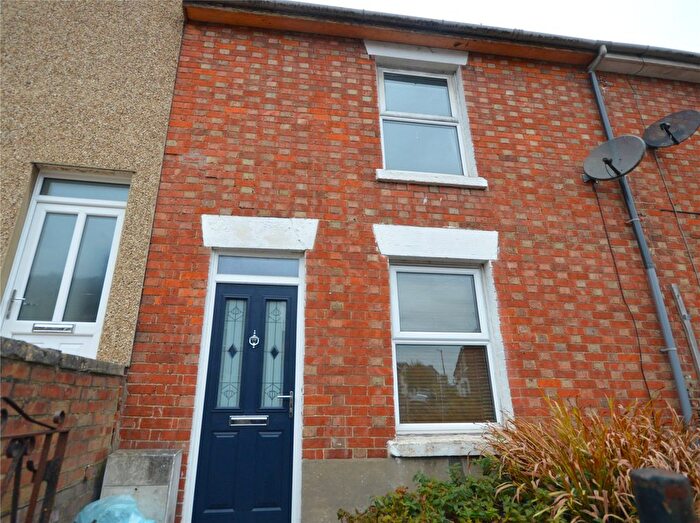2 Bedroom Terraced House To Rent In Eastcott Hill, Old Town, Swindon, SN1