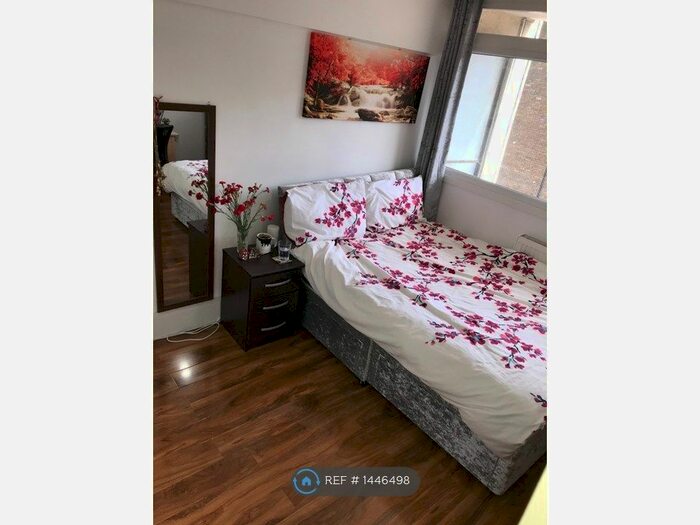 3 Bedroom Flat To Rent In Coventry Road, London, E1