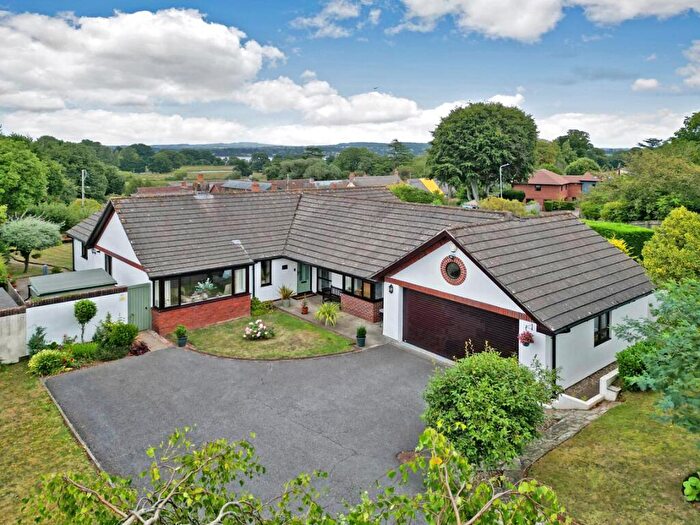 4 Bedroom Bungalow For Sale In Castle Gate, Kenton, EX6