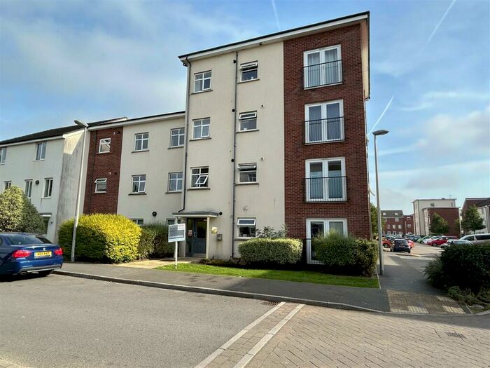 2 Bedroom Flat To Rent In Livingston House, Thursby Walk, Exeter, EX4