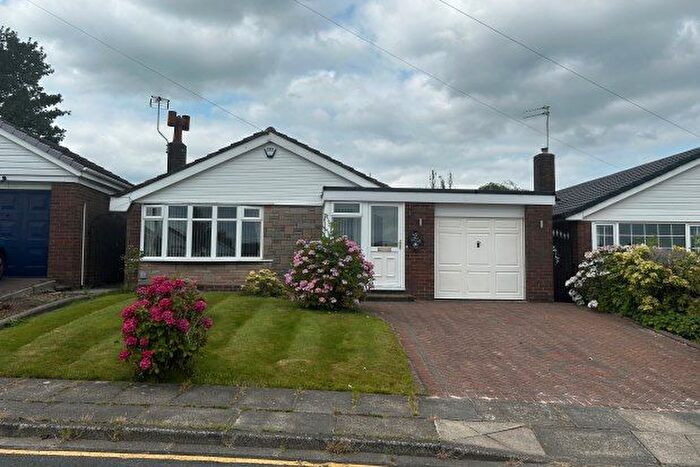 2 Bedroom Bungalow To Rent In Hambleton Close, Bury, BL8