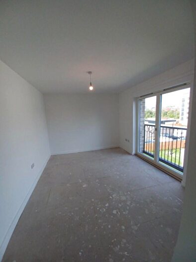 2 Bedroom Flat To Rent In Calton Village, G4