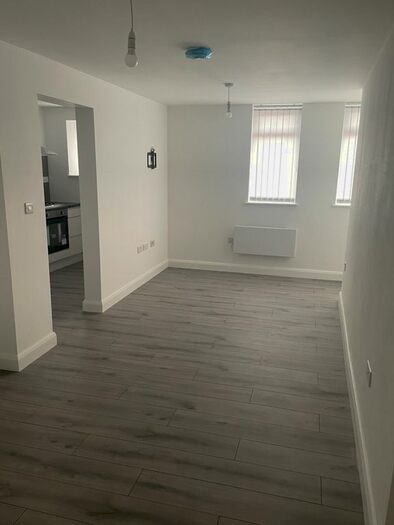 1 Bedroom Flat To Rent In Yorkshire Street, Oldham, OL1