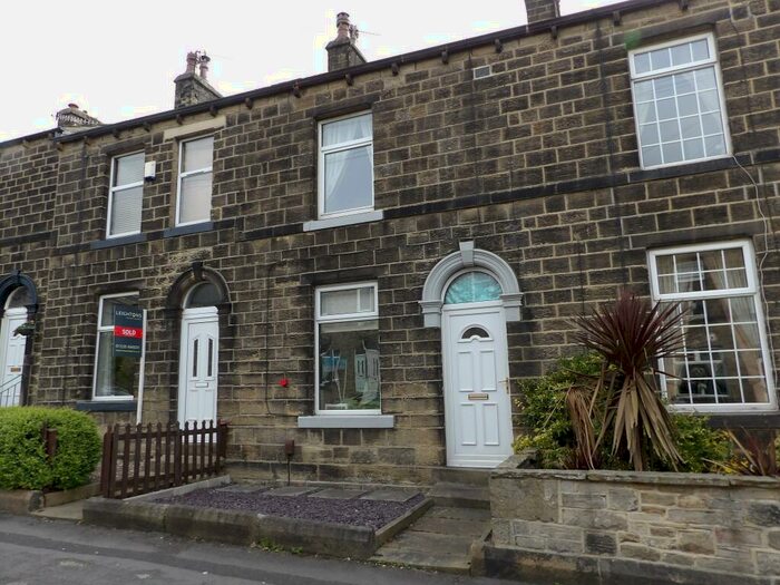 2 Bedroom House To Rent In Hothfield Street, Silsden, Keighley, West Yorkshire, BD20