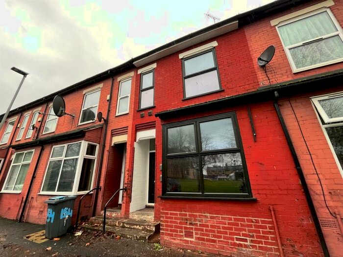 3 Bedroom Terraced House To Rent In Russell Street, Manchester, M16
