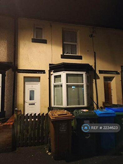 3 Bedroom Terraced House To Rent In Beswicke Street, Rochdale, OL12