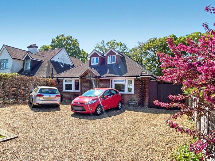 4 Bedroom Detached House For Sale In Hookley Lane, Elstead, Godalming, Surrey, GU8