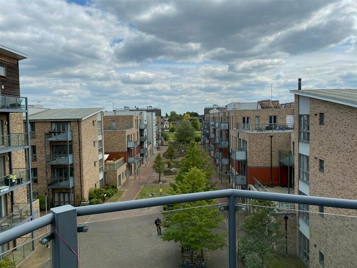 1 Bedroom Flat To Rent In Scholars Walk, Cambridge CB4