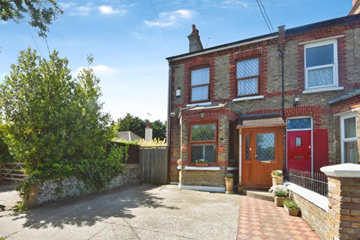 3 Bedroom Semi Detached House For Sale In St. Peters Footpath, Broadstairs, CT10
