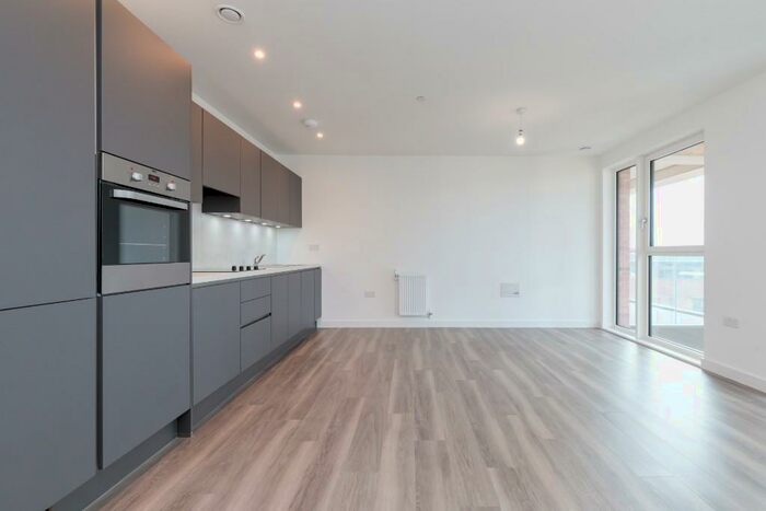 2 Bedroom Apartment To Rent In Thunderer Street, London, E13