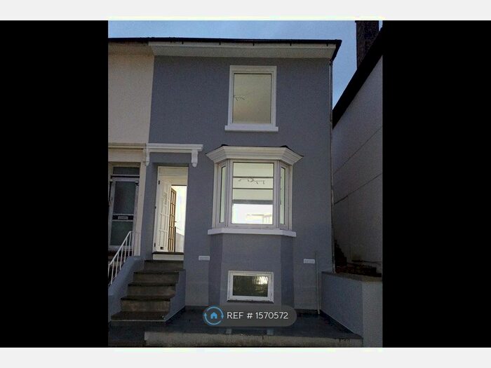 4 Bedroom Semi-Detached House To Rent In London Road, Dover, CT17