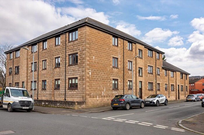2 Bedroom Flat For Sale In Knoxland Street, Dumbarton, Dunbartonshire, G82