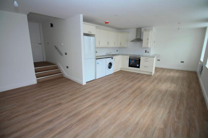2 Bedroom Flat To Rent In D Market Place, Carrickfergus, BT38