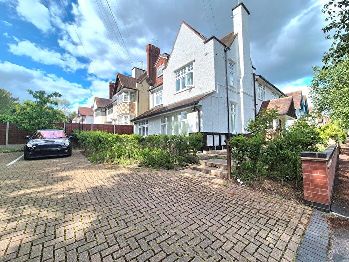 1 Bedroom Flat To Rent In Morland Avenue, Leicester, LE2