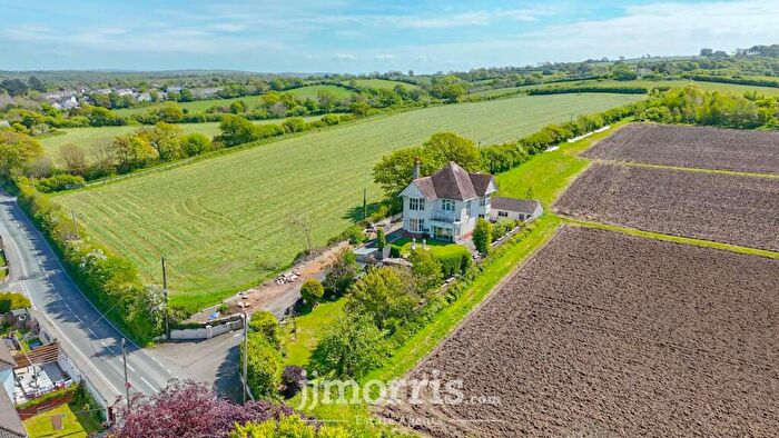 4 Bedroom Detached House For Sale In St Dogmaels Road, Cardigan, SA43