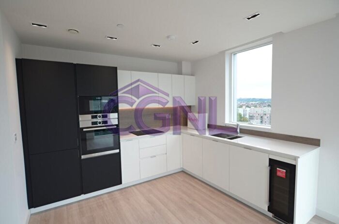 2 Bedroom Flat To Rent In Kingly Building, Woodberry Down, London, N4