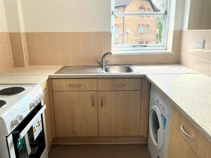 2 Bedroom Flat To Rent In Mill Close, Wisbech, PE13