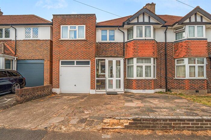 4 Bedroom Semi Detached House For Sale In The Roystons, Surbiton, KT5